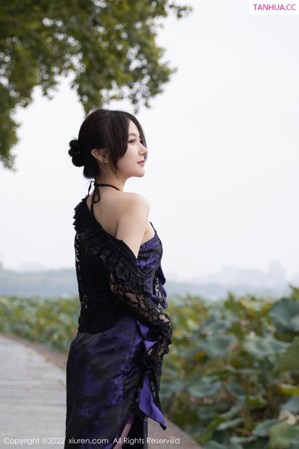 鱼子酱fish  [XiuRen]高清写真图 2022.12.30 No.6074 鱼子酱Fish 丝袜美腿第2张图片